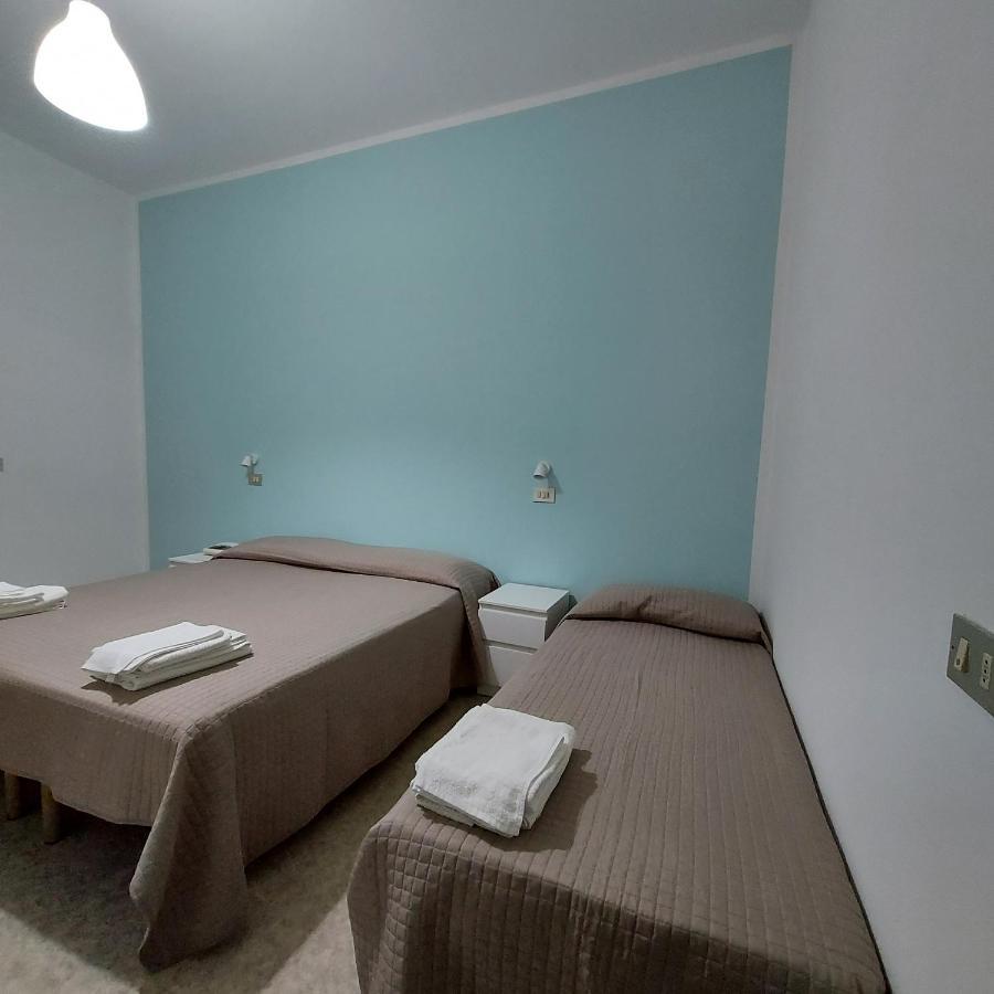 Hotel Villa Alberta B&B Cesenatico Exterior photo