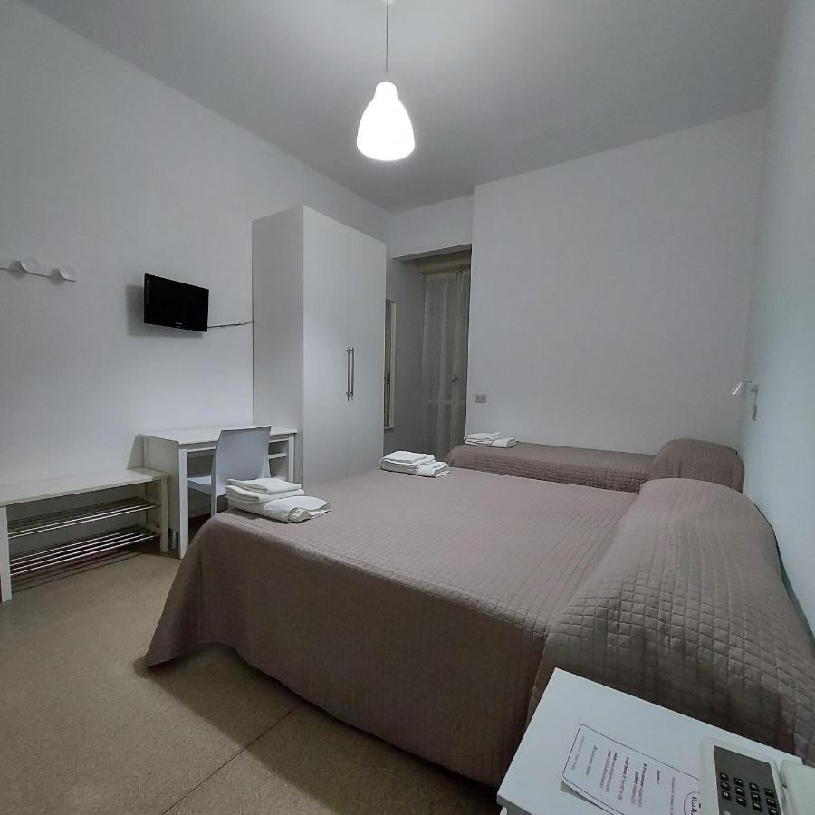Hotel Villa Alberta B&B Cesenatico Exterior photo