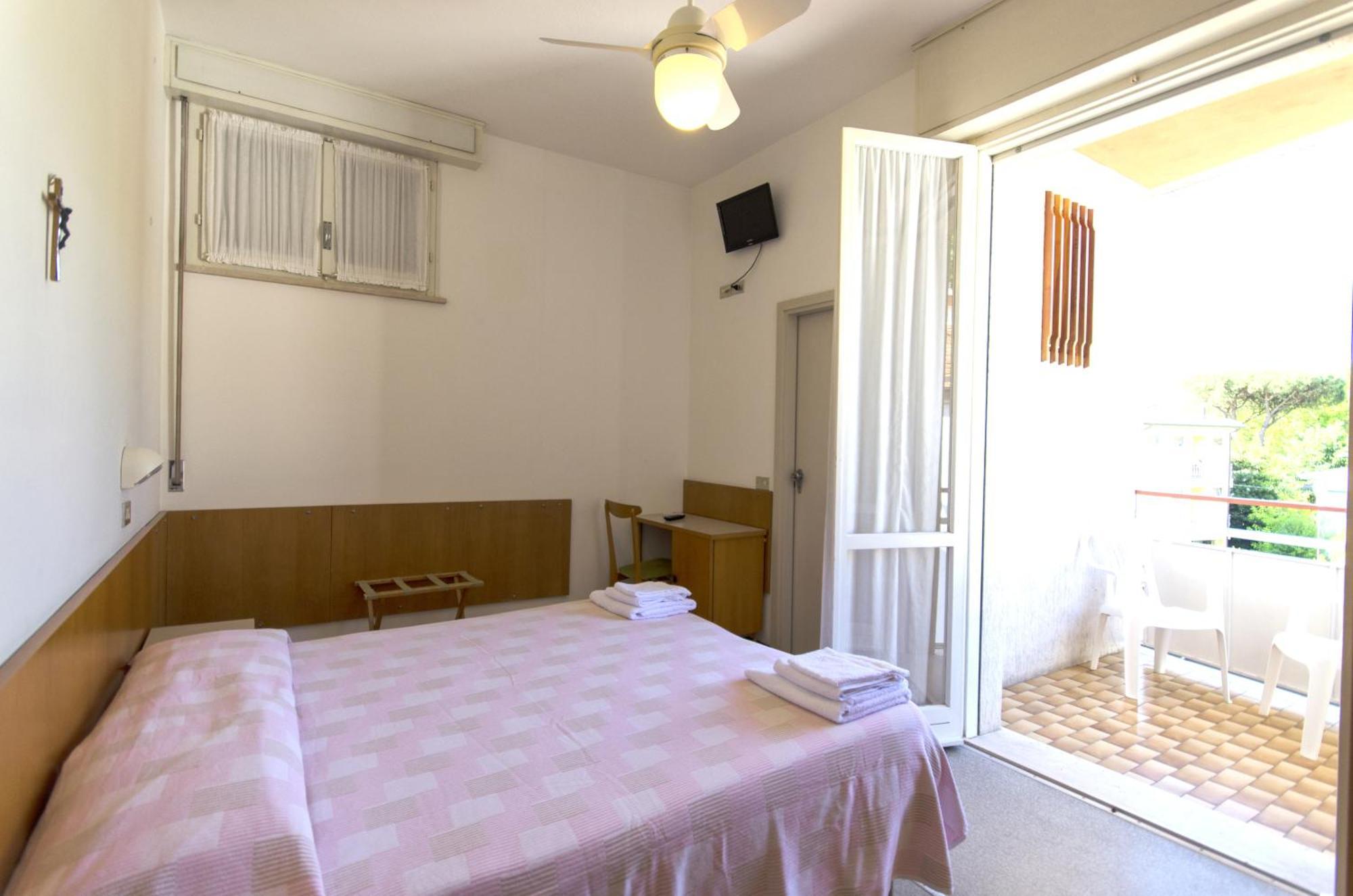 Hotel Villa Alberta B&B Cesenatico Room photo