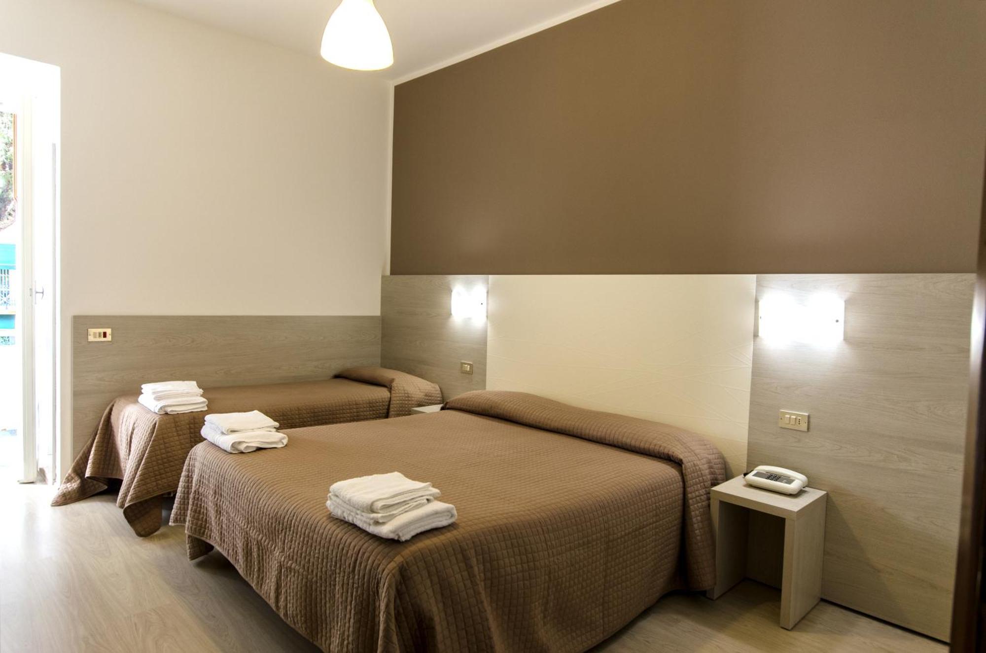 Hotel Villa Alberta B&B Cesenatico Room photo